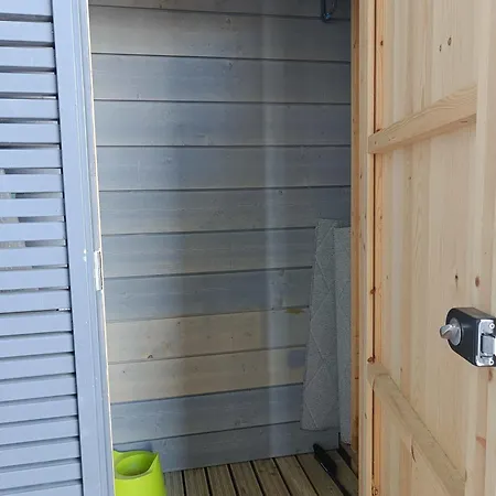 Aurinkorinne 4 * Syöte